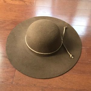 Brown floppy hat